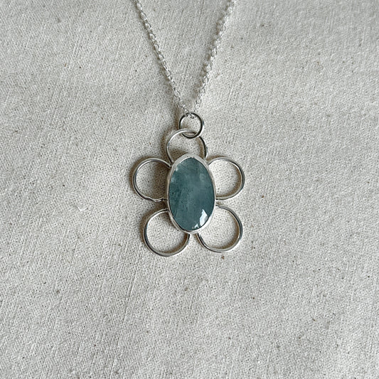 Oval Aquamarine Flower Pendant